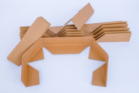 Thanh nẹp giấy - Thanh Nẹp Góc, Giấy Tổ Ong Honeycomb Paper Kovif  - Công Ty TNHH KOVIF